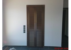 ΠΟΡΤΑ ΒΟΗΘΗΤΙΚΟΥ ΧΩΡΟΥ ΚΟΥΖΙΝΑΣ