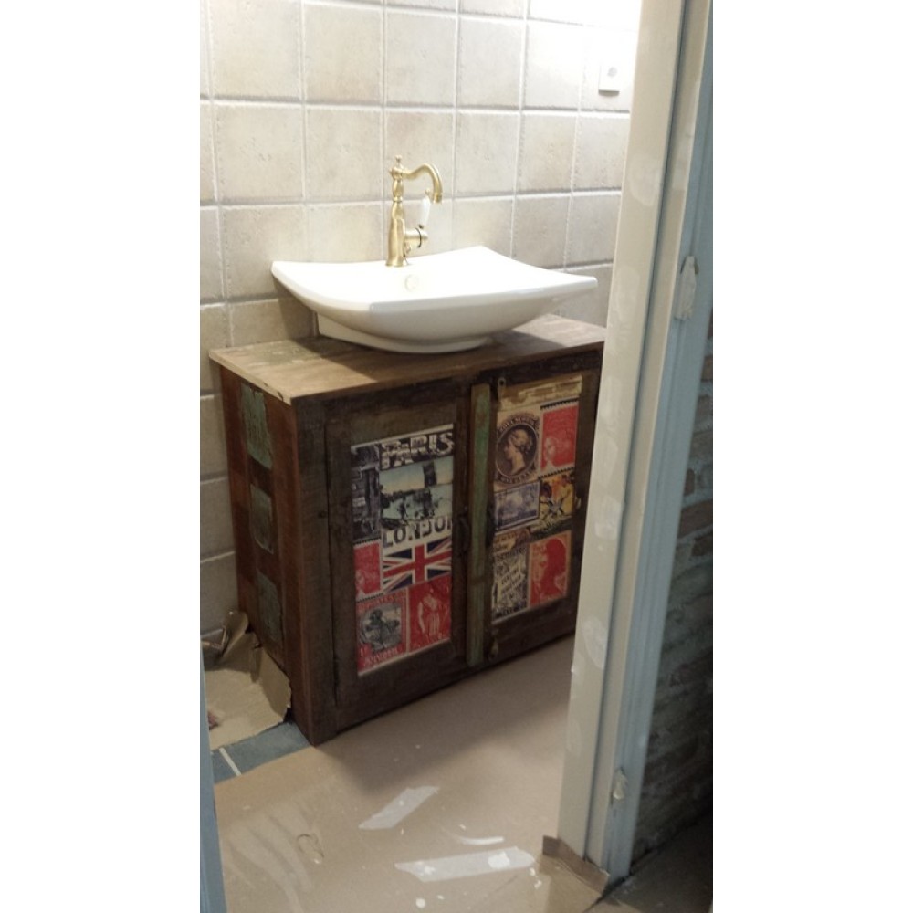 ΕΠΙΠΛΟ ΜΠΑΝΙΟΥ