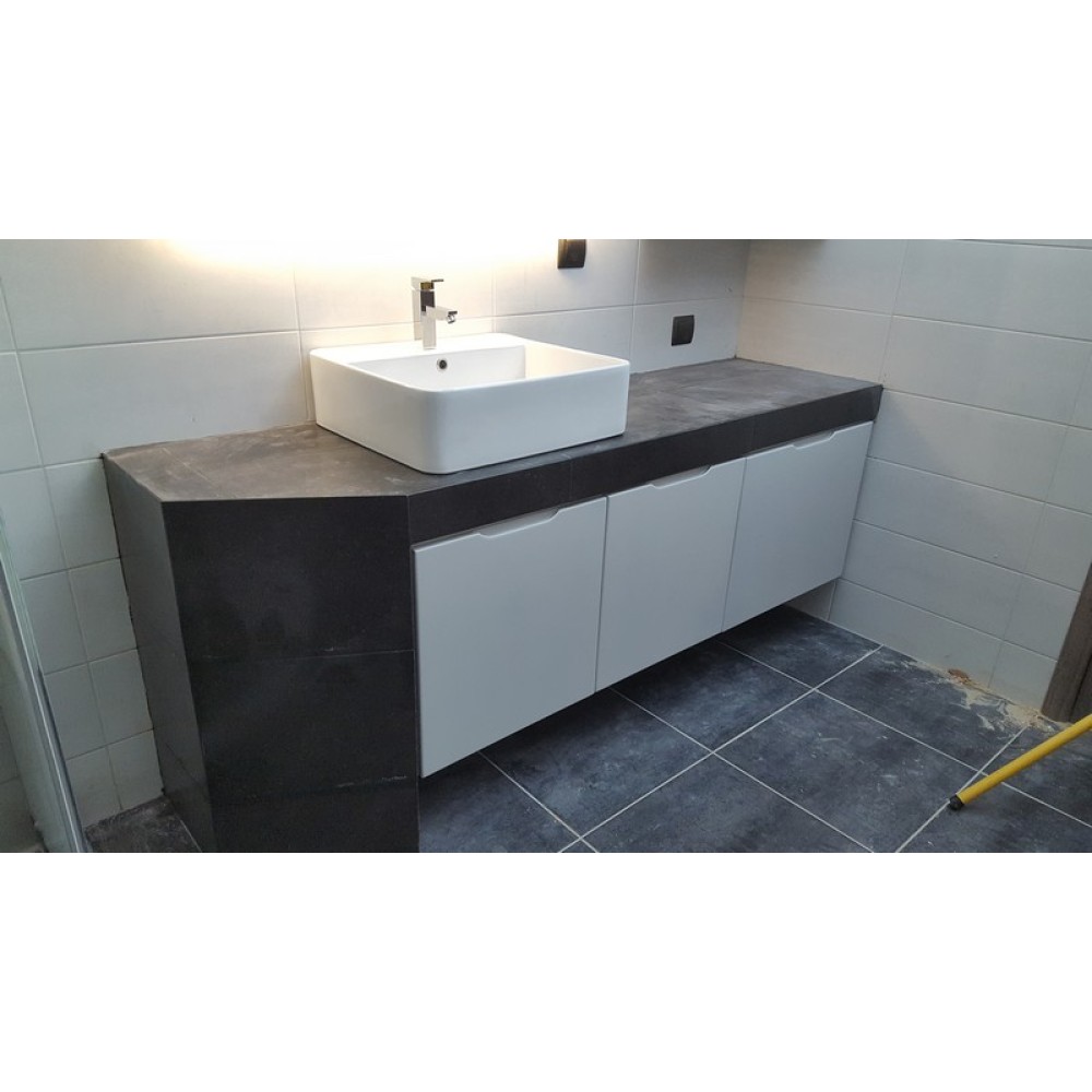 ΕΠΙΠΛΟ ΜΠΑΝΙΟΥ