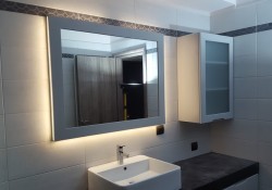 ΕΠΙΠΛΟ ΜΠΑΝΙΟΥ