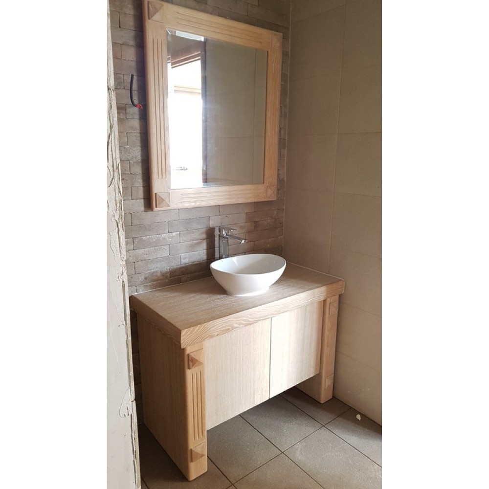 ΕΠΙΠΛΟ ΜΠΑΝΙΟΥ