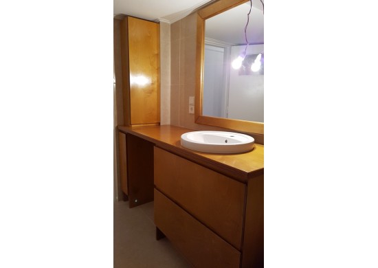 ΕΠΙΠΛΟ ΜΠΑΝΙΟΥ