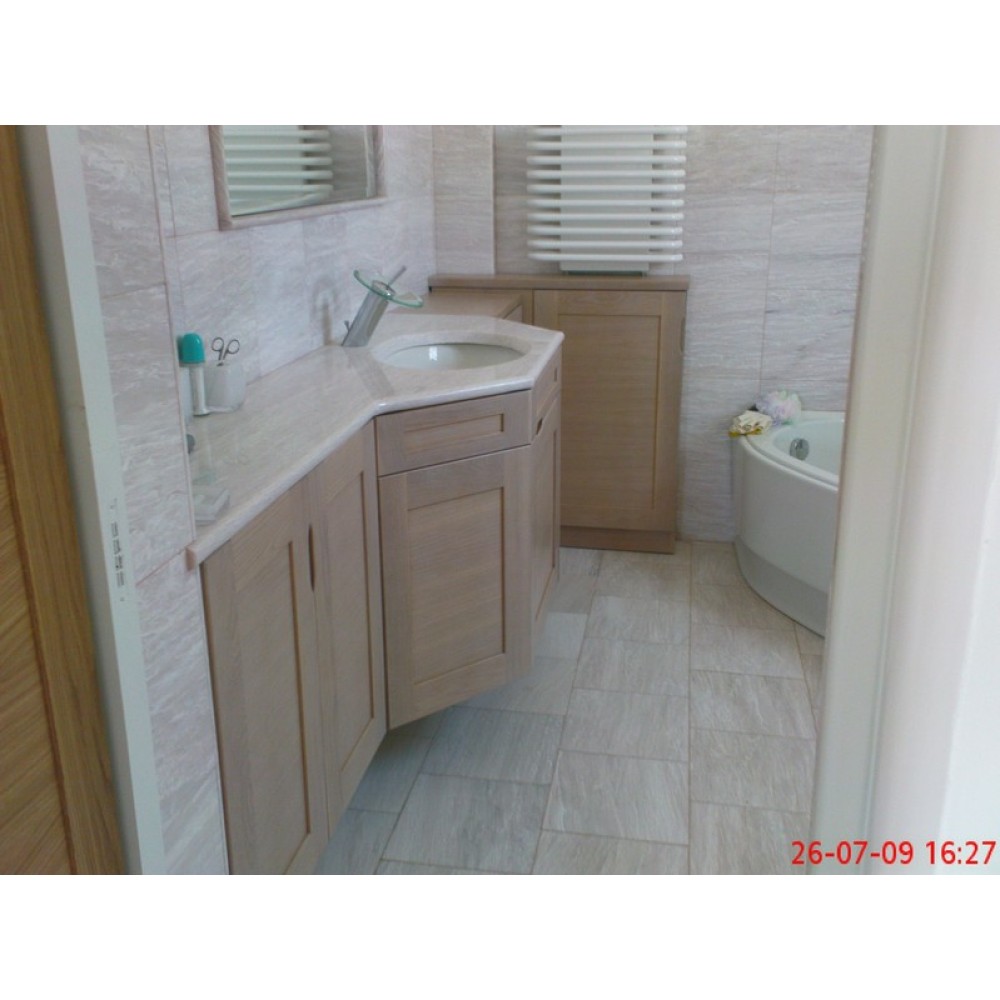 ΕΠΙΠΛΟ ΜΠΑΝΙΟΥ