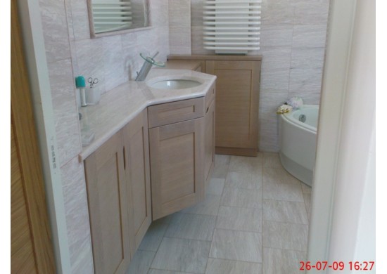 ΕΠΙΠΛΟ ΜΠΑΝΙΟΥ