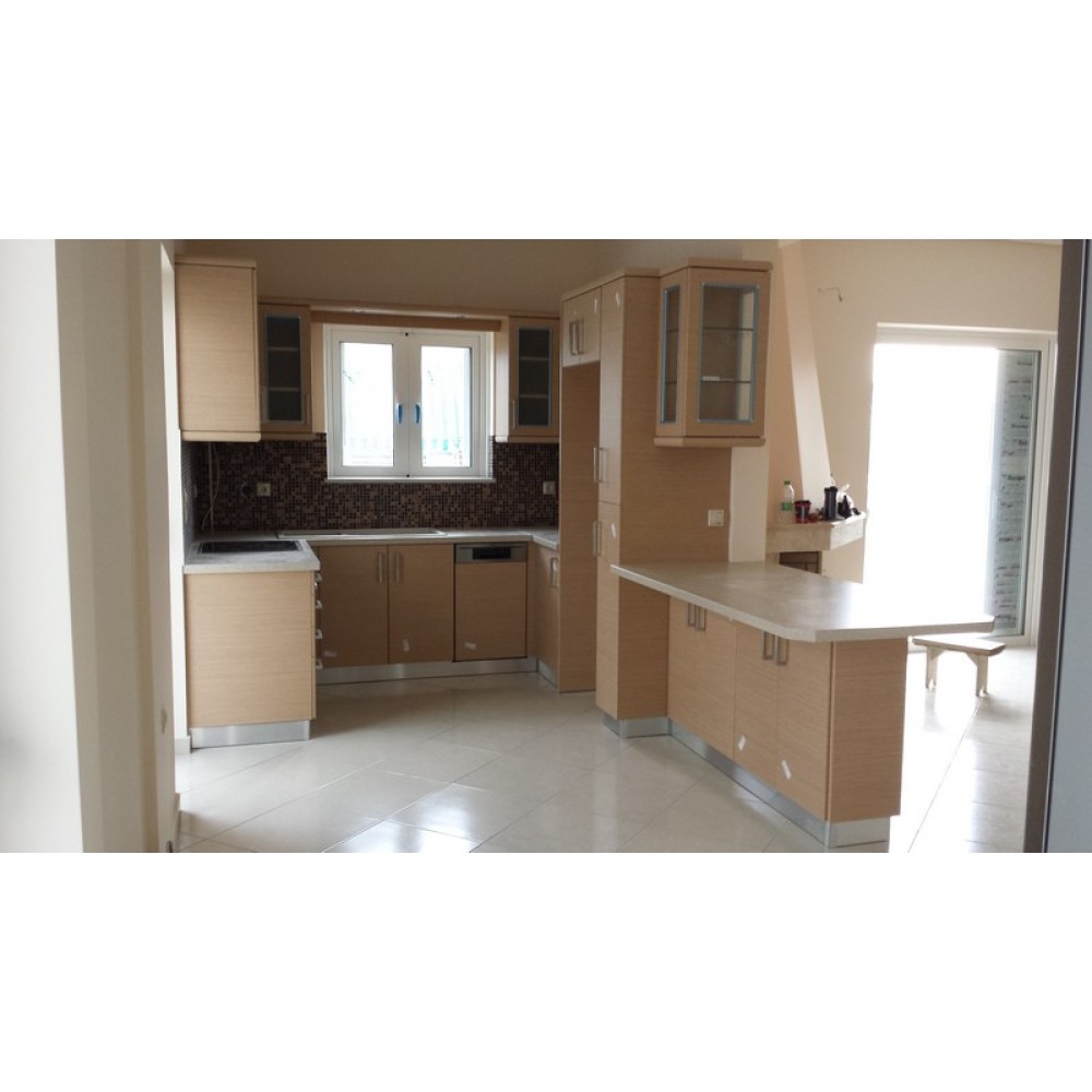 ΚΟΥΖΙΝΑ ΜΕΛΑΜΙΝΗΣ