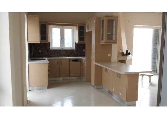 ΚΟΥΖΙΝΑ ΜΕΛΑΜΙΝΗΣ