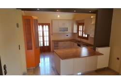 ΚΟΥΖΙΝΑ ΒΑΚΕΛΙΤΗ