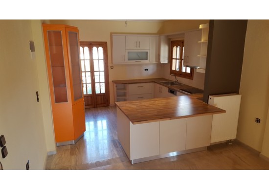 ΚΟΥΖΙΝΑ ΒΑΚΕΛΙΤΗ