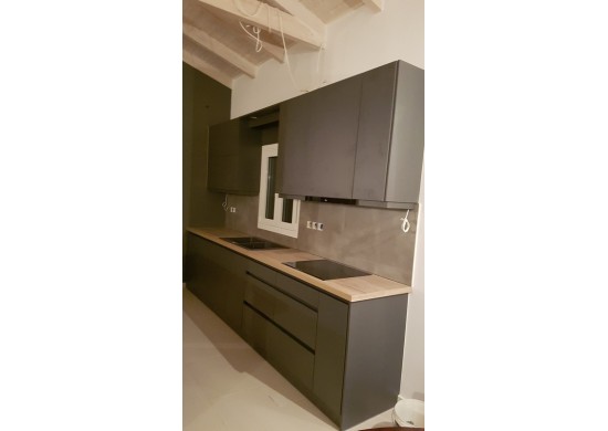 ΚΟΥΖΙΝΑ ΒΑΚΕΛΙΤΗ