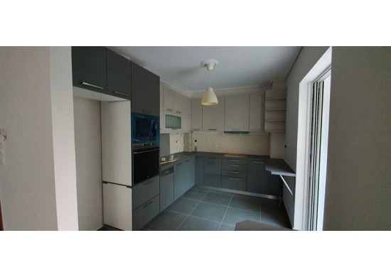 ΚΟΥΖΙΝΑ ΒΑΚΕΛΙΤΗ