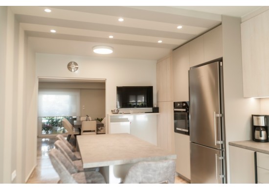 ΚΟΥΖΙΝΑ ΒΑΚΕΛΙΤΗ