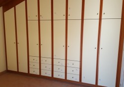 ΝΤΟΥΛΑΠΑ ΑΝΟΙΓΟΜΕΝΗ