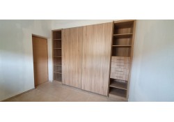 ΝΤΟΥΛΑΠΑ ΣΥΡΟΜΕΝΗ 