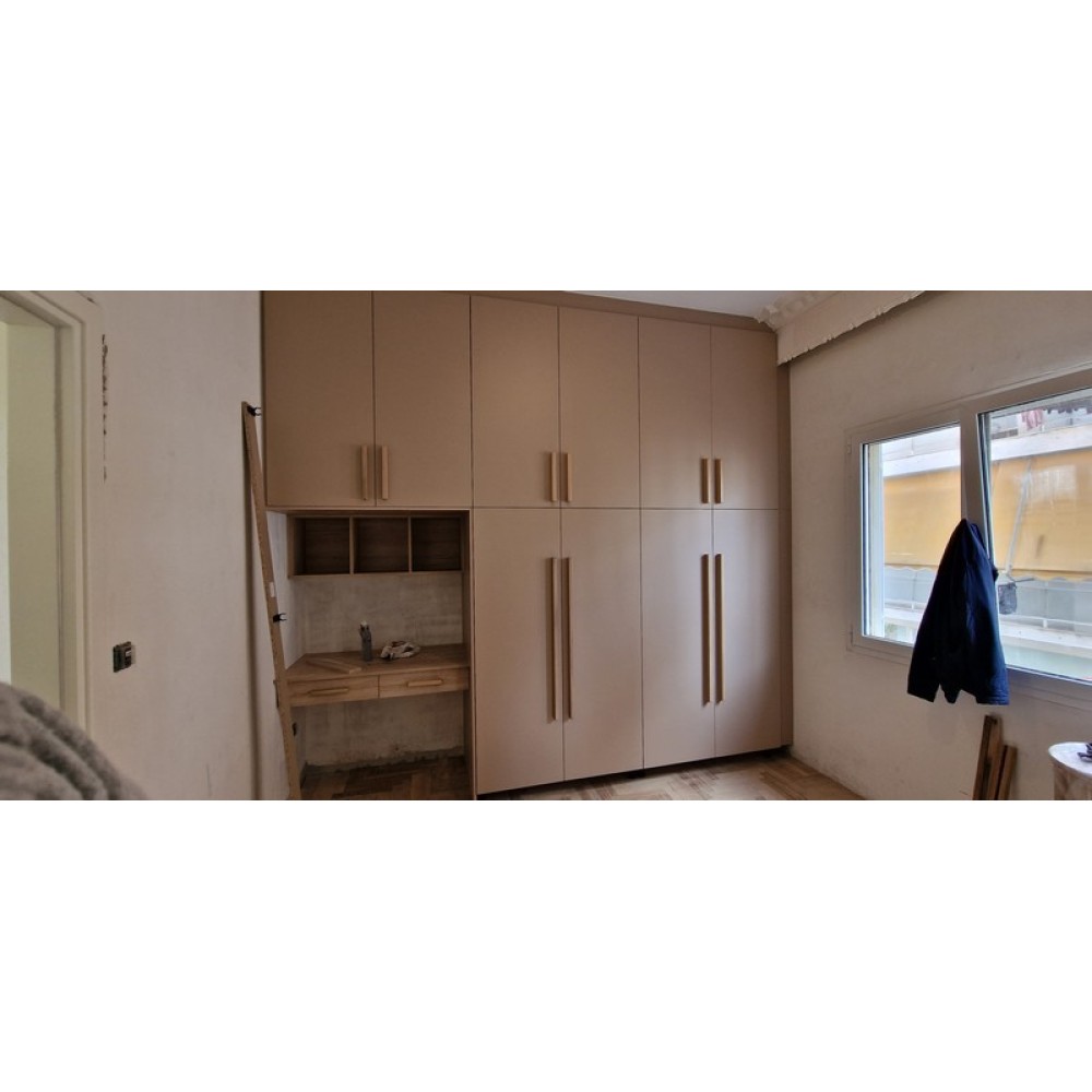 ΝΤΟΥΛΑΠΑ ΓΡΑΦΕΙΟ