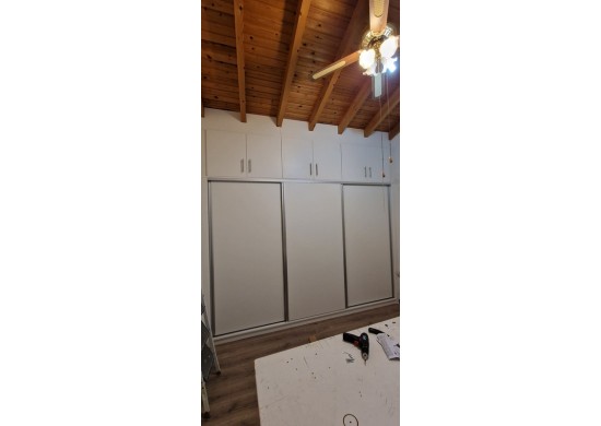 ΝΤΟΥΛΑΠΑ ΣΥΡΟΜΕΝΗ 