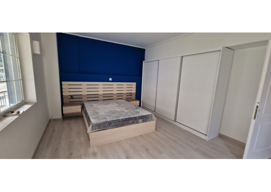 ΝΤΟΥΛΑΠΑ ΣΥΡΟΜΕΝΗ 