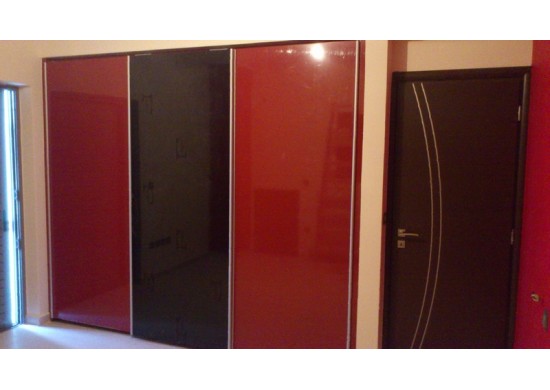 ΝΤΟΥΛΑΠΑ ΣΥΡΟΜΕΝΗ