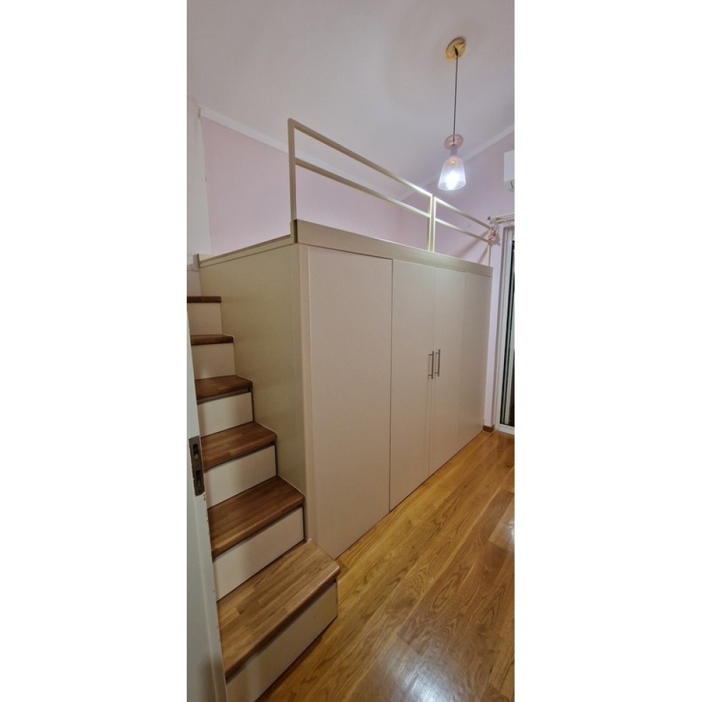 ΕΦΗΒΙΚΟ ΔΩΜΑΤΙΟ