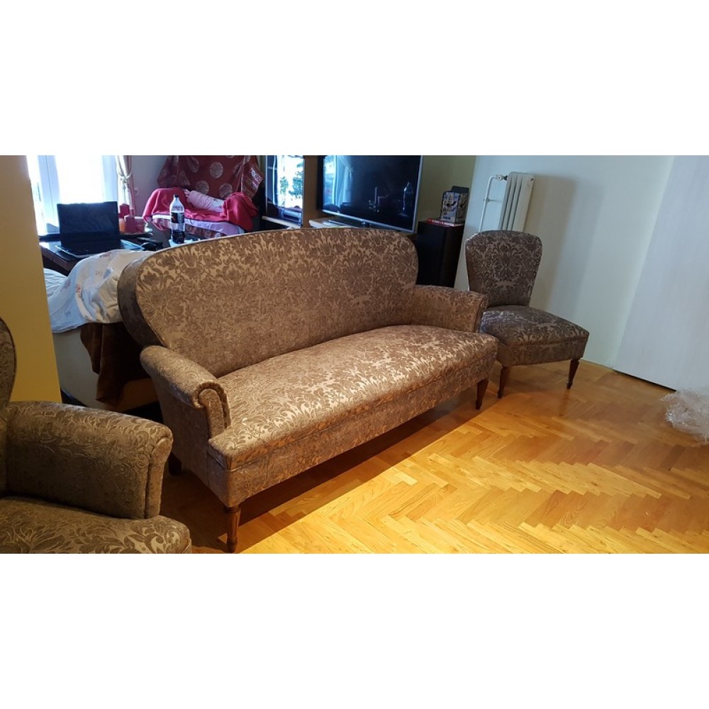 ΚΑΝΑΠΕΣ ΑΝΤΙΚΕ ΜΕ ΠΟΛΥΘΡΟΝΕΣ