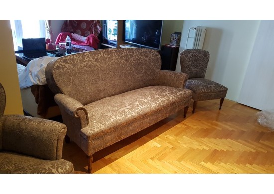 ΚΑΝΑΠΕΣ ΜΕ ΠΟΛΥΘΡΟΝΑ