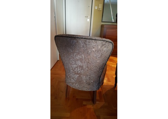 ΚΑΝΑΠΕΣ ΜΕ ΠΟΛΥΘΡΟΝΑ