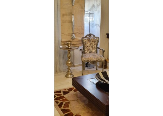 ΣΚΑΛΙΣΤΟΣ ΚΑΝΑΠΕΣ ΚΑΙ ΠΟΛΥΘΡΟΝΑ