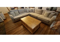 ΚΑΝΑΠΕΣ ΓΩΝΙΑΚΟΣ ΜΕ ΞΥΛΙΝΑ ΠΟΔΙΑ