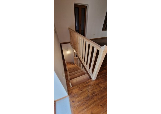 ΣΚΑΛΑ ΓΩΝΙΑΚΗ