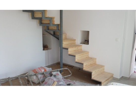 ΕΠΕΝΔΥΣΗ ΜΕΤΑΛΛΙΚΗΣ ΣΚΑΛΑΣ