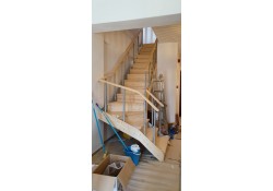 ΕΠΕΝΔΥΣΗ ΜΕΤΑΛΛΙΚΗΣ ΣΚΑΛΑΣ