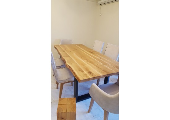 ΤΡΑΠΕΖΑΡΙΑ ΜΑΣΙΦ ΔΡΥΣ ΑΚΑΤΕΡΓΑΣΤΟ